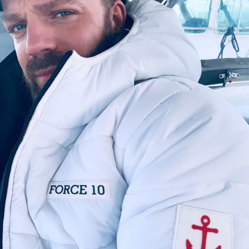 FORCE 10 ⚓️ NEW WHITE YACHT PUFFER